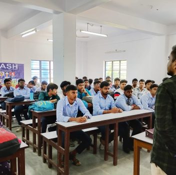 WhatsApp Image 2025-11-10 at 20.03.40